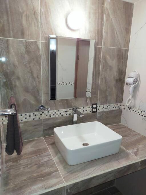 Loft Soliman - Netflix - Hbo - Near Market 28 - Downtown Cancún Extérieur photo